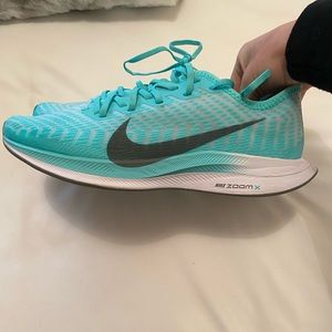 Women’s Nike sneakers